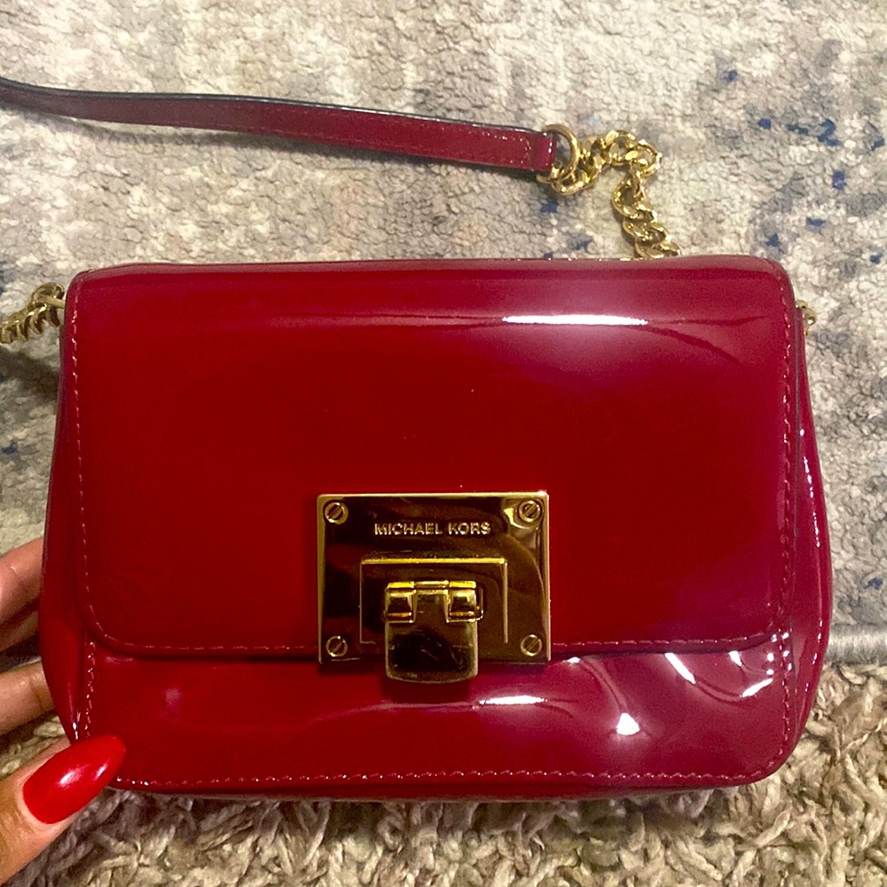 Red Michael Kors crossbody
